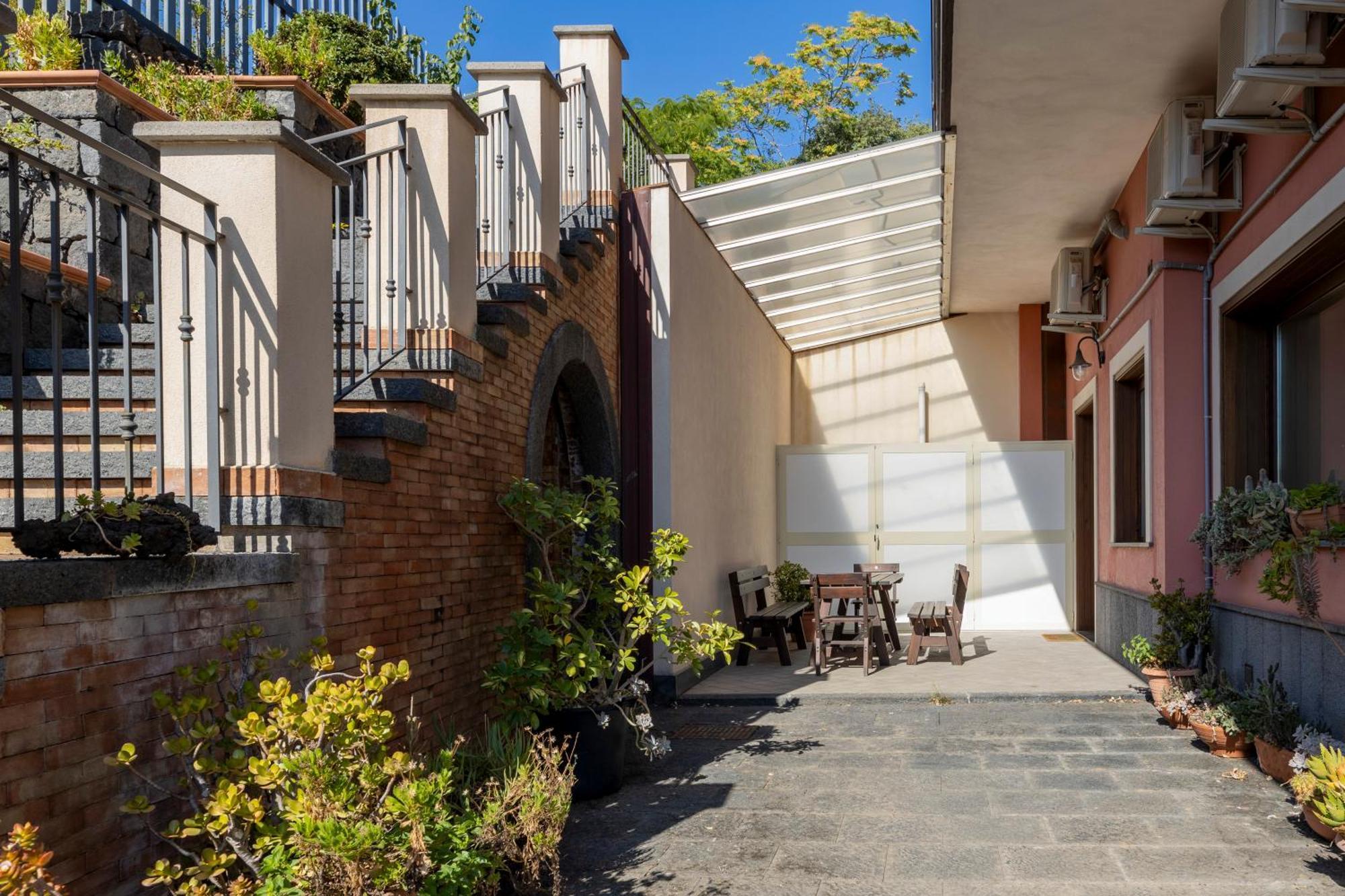 Villa Vulcano, tra l'Etna e il mare Zafferana Etnea Esterno foto