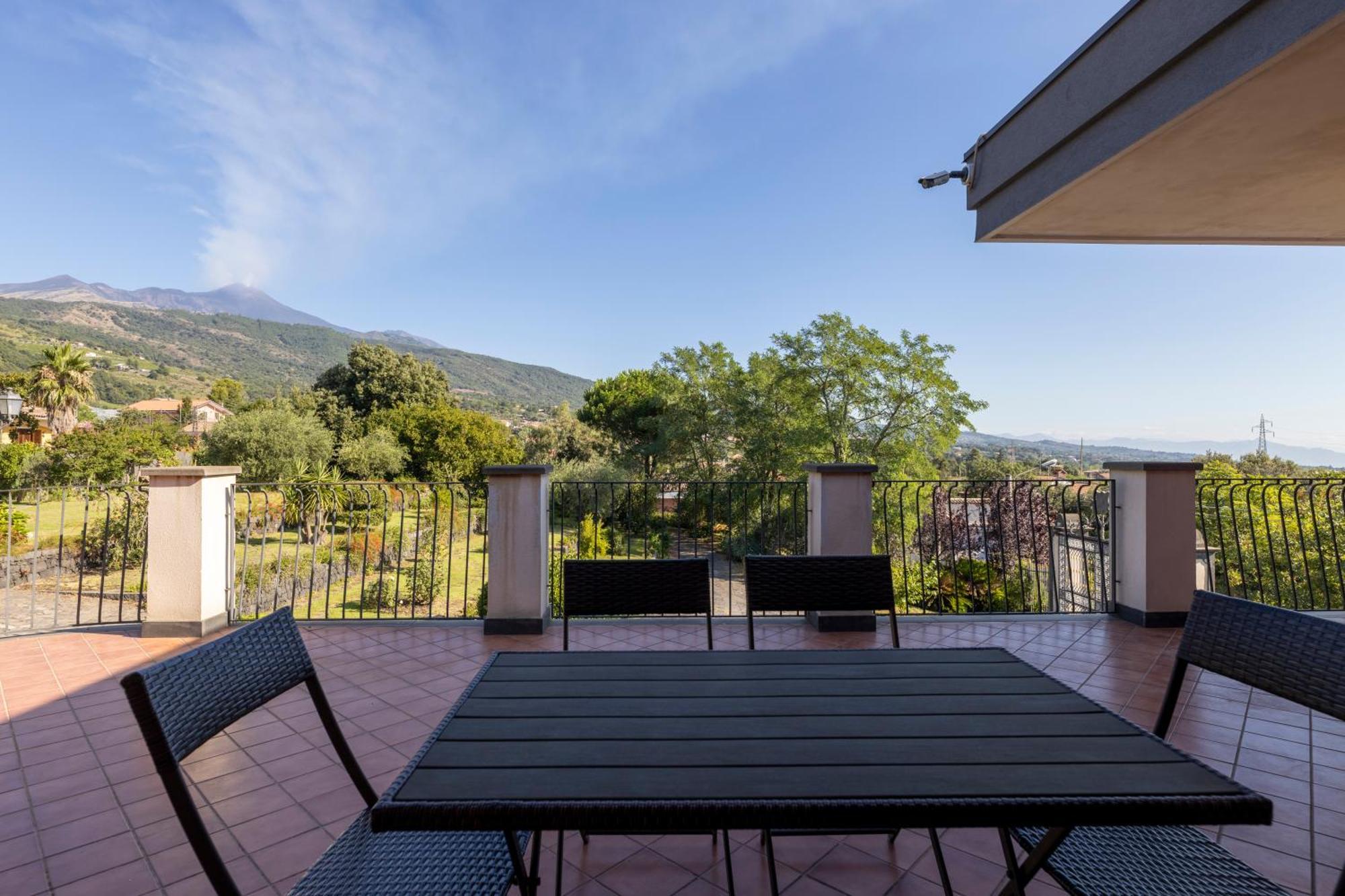 Villa Vulcano, tra l'Etna e il mare Zafferana Etnea Esterno foto