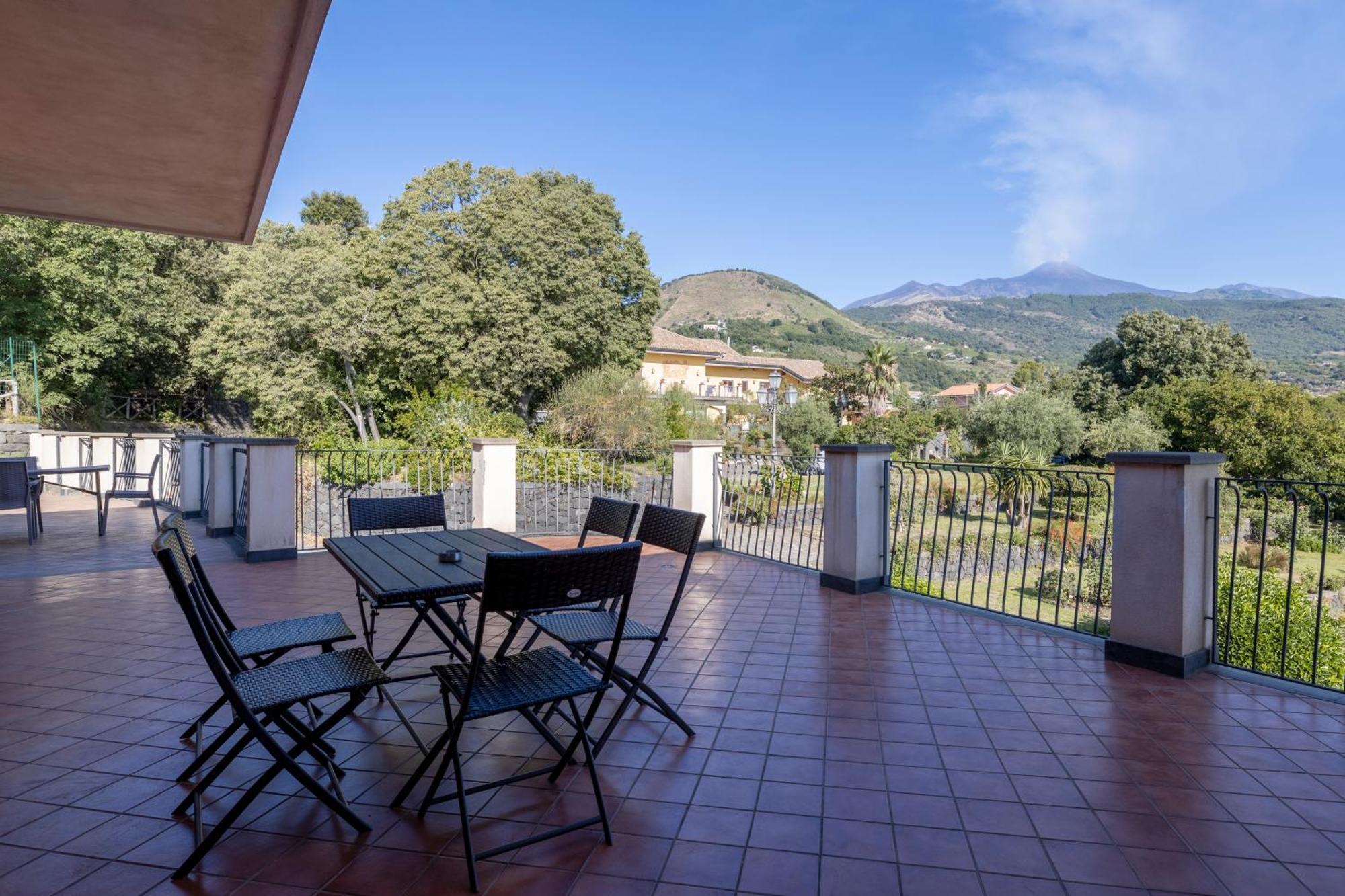 Villa Vulcano, tra l'Etna e il mare Zafferana Etnea Esterno foto